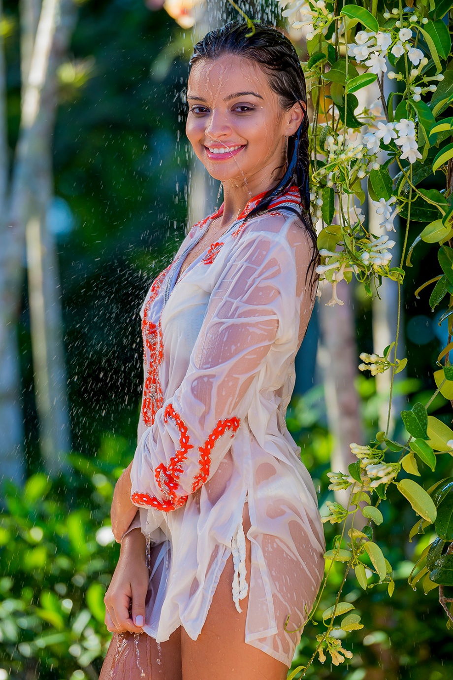 Gabriella Mustafa para Caras Angra dos Reis janeiro de 2017