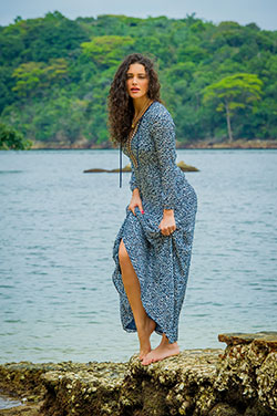 Debora Nascimento Angra dos Reis Janeiro 2016 / Revista Caras