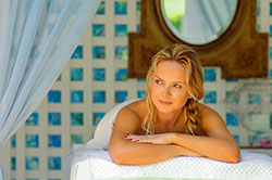 Eliana Angra dos Reis Fevereiro 2006 / Revista Caras