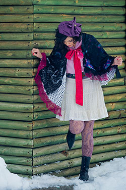 Leticia Persiles Chillan Julho 2013 / Revista Caras