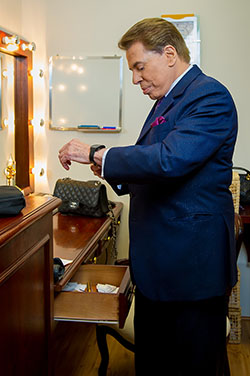 Silvio Santos San Pablo Outubro 2015 / Revista Caras
