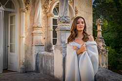 Marina Moschen Castelo de Bussaco Portugal Outubro 2017 / Revista Caras 