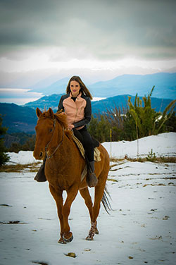 Juliana Paiva Bariloche Julho 2014 / Revista Caras