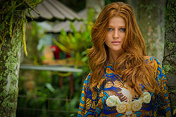 Cintia Dicker Angra dos Reis Janeiro 2013 / Revista Caras