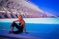 Eliana Valencia Julho 2001 / Revista Caras