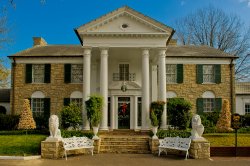 GRACELAND MENPHIS TENNESSEE