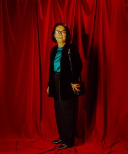 TOMIE OHTAKE
