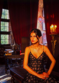 Juliana Martins para Caras Chateau de Brissac 2002