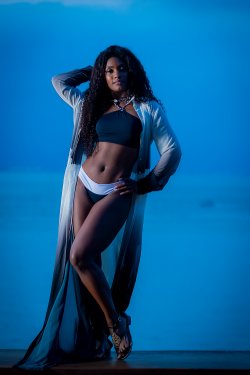 Erica Januza para Caras Ilhabella Fevereiro de 2019
