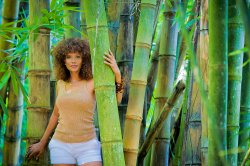 Isabel Fillardis para Caras Angra dos Reis janeiro de 2013