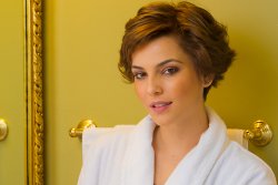 Taina Muller Tarrytown NY Setembro 2011 / Revista Caras